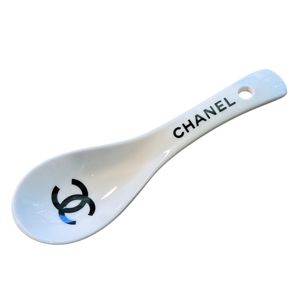 CHANEL Spoon Rest Brand‎ New! Chinese Soup Spoon